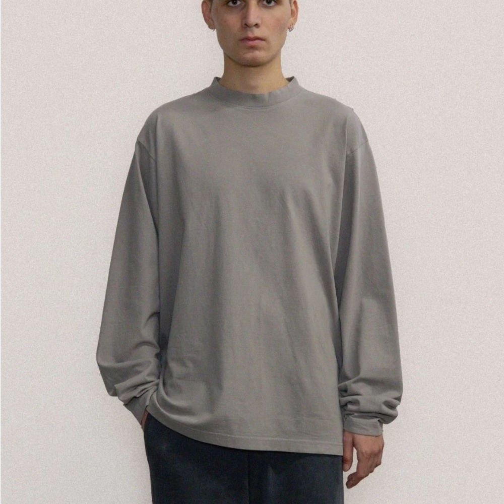 GAP X YZY H02 REGULAR GREY LONG SLEEVE T-SHIRT